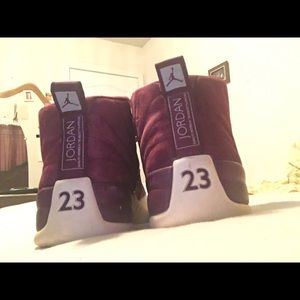 AIR JORDAN 12s BORDEAUX